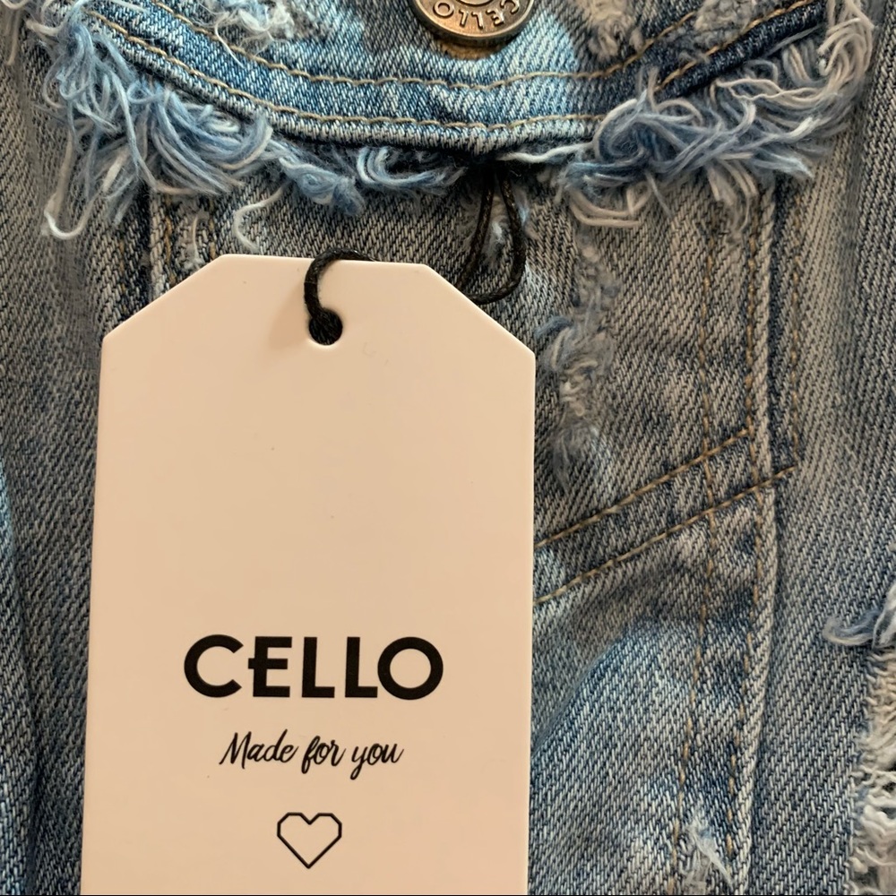 Cello made for you jeans jacket. Size M New with tags. - Picture 5 of 7